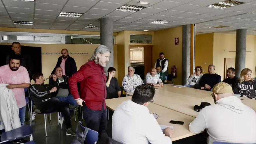 SINDICATOS D’EMULSA, EMTUSA Y EMA SELLEN UN PACTU D’ACCIÓN CONXUNTA EN XIXÓN